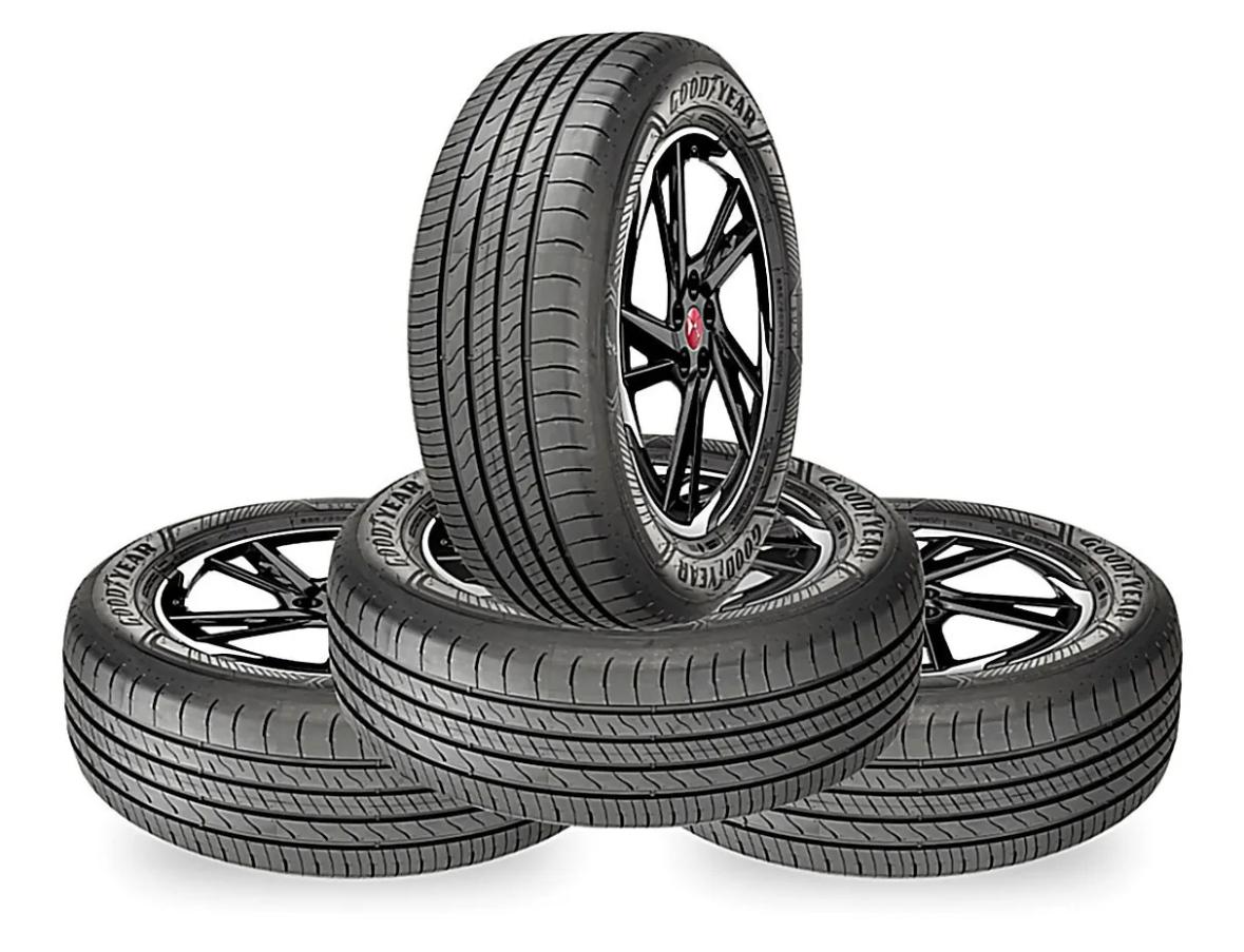 4 llantas 215/55/R17 Goodyear Efficientgrip Suv 94V